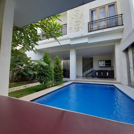 The Kayuputih Villa Lovina Eksteriør bilde