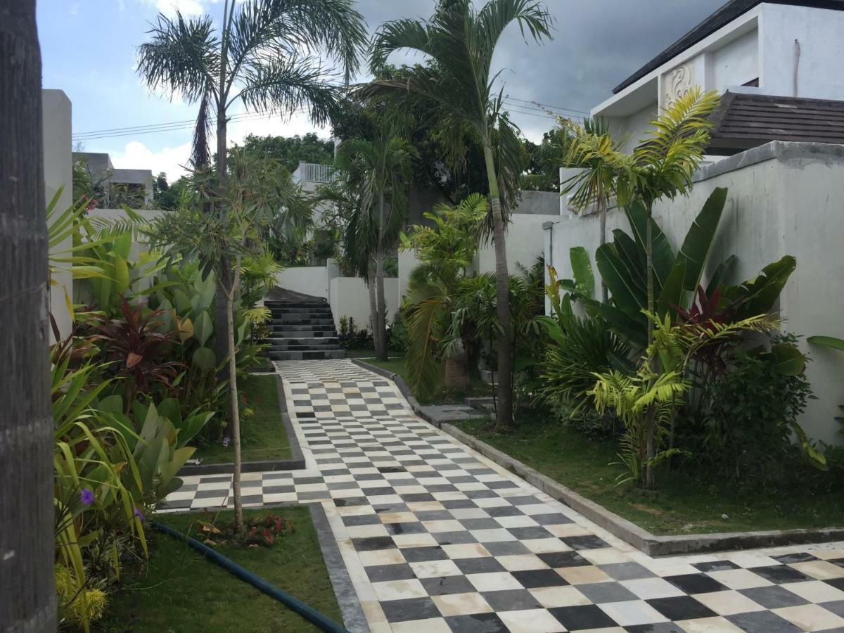 The Kayuputih Villa Lovina Eksteriør bilde